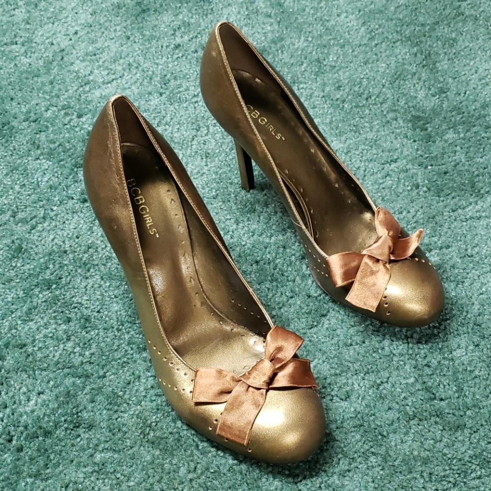 BCBG stilettos
